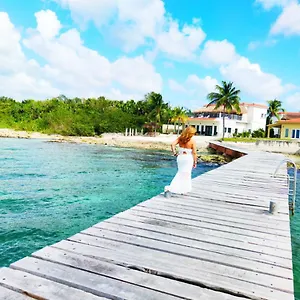  Holiday home The Queen Of House -luxury Beachfront Villa- Million Dollars View